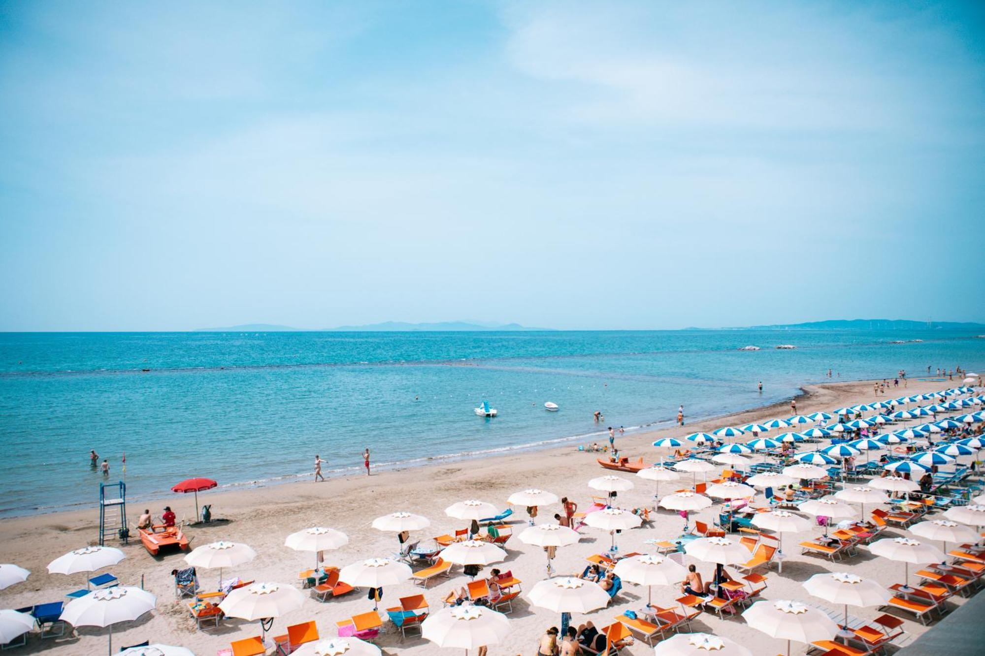Hotel Parrini Follonica Exterior photo